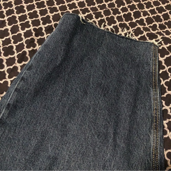 Old Navy High Rise Slouchy Straight Cropped Distressed Jeans Sz 30X25 Button Fly - Picture 2 of 6